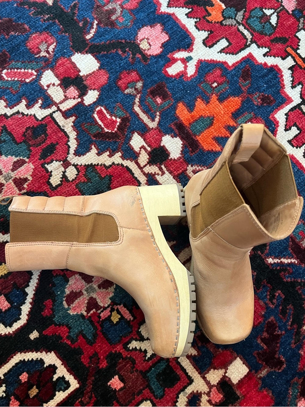 Mia tan clog wooden boots